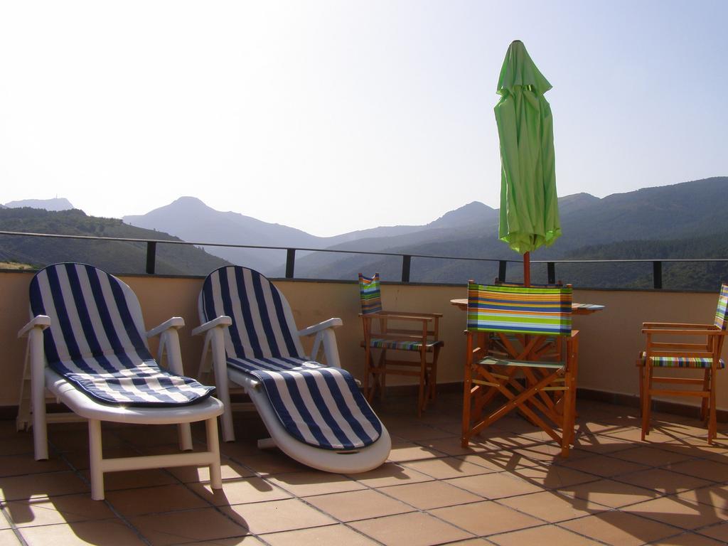 Apartamentos Sierra De Francia Monsagro Quarto foto
